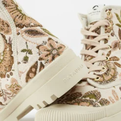 Pataugas AUTHENTIQUE M/FL F4H BEIGE 13 Pataugas AUTHENTIQUE M/FL F4H BEIGE -Pataugas Soldes Boutique OGMFLF4H628180150 BEIGE Detail